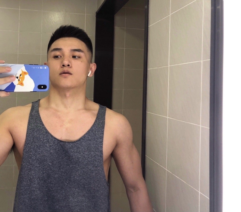 李文亮的第一张照片--基隆中老年相亲网