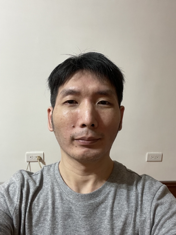 小成的第一张照片--基隆中老年相亲网
